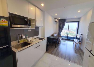 2 bed Condo in IDEO Mobi Sukhumvit 66 Bang Na Sub District C014509