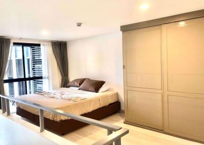 1 bed Duplex in Knightsbridge Prime Sathorn Thungmahamek Sub District D014499