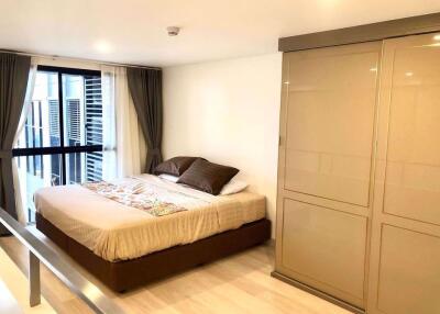 1 bed Duplex in Knightsbridge Prime Sathorn Thungmahamek Sub District D014499