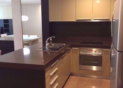 3 bed Condo in Urbana Sathorn Thungmahamek Sub District C014498