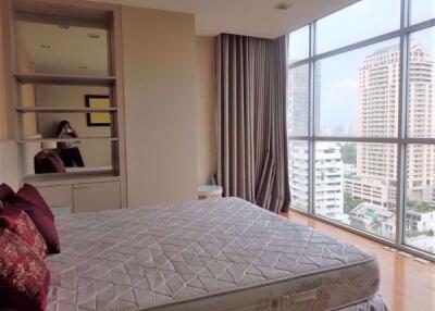 3 bed Condo in Urbana Sathorn Thungmahamek Sub District C014498