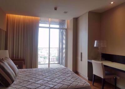 3 bed Condo in Urbana Sathorn Thungmahamek Sub District C014498