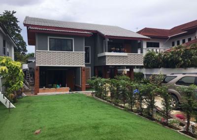 4 bed House Bangchak Sub District H014496