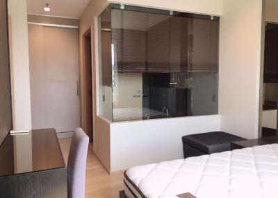 2 bed Condo in Siri at Sukhumvit Phra Khanong Sub District C014487