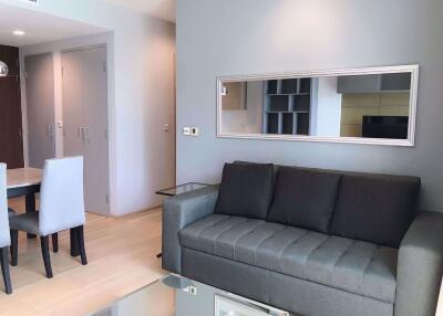 2 bed Condo in Siri at Sukhumvit Phra Khanong Sub District C014487