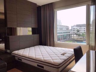 2 bed Condo in Siri at Sukhumvit Phra Khanong Sub District C014487