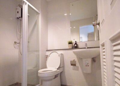 2 ห้องนอน, 2 ห้องน้ำ คอนโด ราคา ฿ 17,000/เดือน