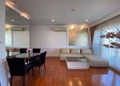 2 bed Condo in Baan Siri Sathorn Yenakard Yan Nawa Sub District C014468