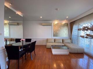 2 bed Condo in Baan Siri Sathorn Yenakard Yan Nawa Sub District C014468