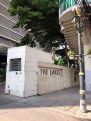 2 bed Condo in The Lakes Khlongtoei Sub District C014467