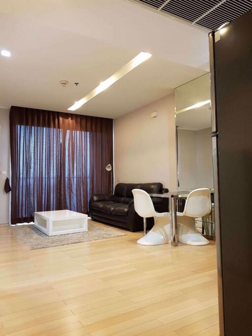 1 bed Condo in Siri at Sukhumvit Phra Khanong Sub District C014466