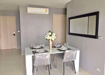 2 bed Condo in Rhythm Sukhumvit 42 Phra Khanong Sub District C014443