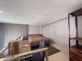 1 bed Duplex in Knightsbridge Prime Sathorn Thungmahamek Sub District D014442