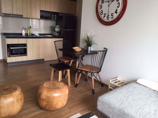 2 bed Condo in Hasu Haus Phrakhanongnuea Sub District C014437