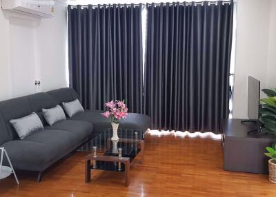 1 bed Condo in Baan Siri Sukhumvit 10 Khlongtoei District C014436