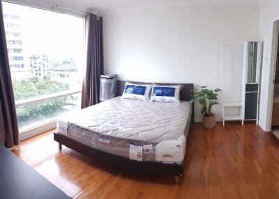 1 bed Condo in Baan Siri Sukhumvit 10 Khlongtoei District C014436