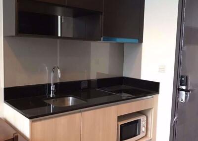 1 bed Condo in Edge Sukhumvit 23 Khlong Toei Nuea Sub District C014425