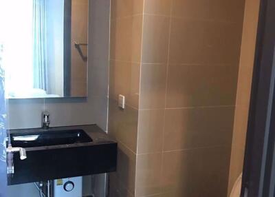 1 bed Condo in Edge Sukhumvit 23 Khlong Toei Nuea Sub District C014425