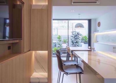 3 bed House in Bless Town Sukhumvit 50 Khlongtoei District H014421