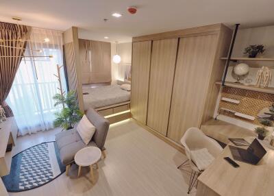 Studio bed Condo in Life Ladprao Chomphon Sub District C014420