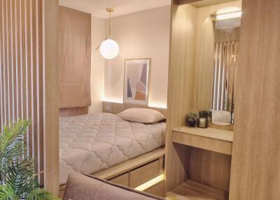 Studio bed Condo in Life Ladprao Chomphon Sub District C014420