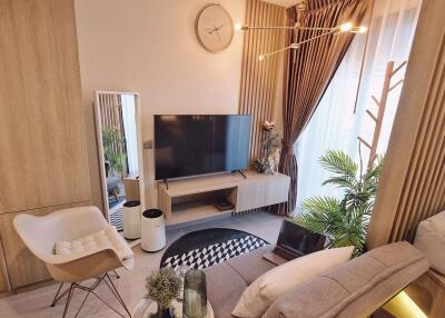 Studio bed Condo in Life Ladprao Chomphon Sub District C014420