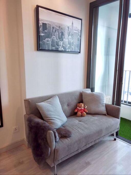 1 bed Condo in Ideo Mobi Rama 9 Huai Khwang Sub District C014405