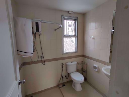 3 ห้องนอน, 3 ห้องน้ำ บ้าน ราคา ฿ 26,000/เดือน