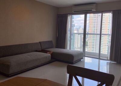 1 bed Condo in Silom Suite Silom Sub District C014346