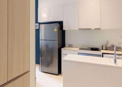 2 bed Condo in Ashton Silom Suriyawong Sub District C014331