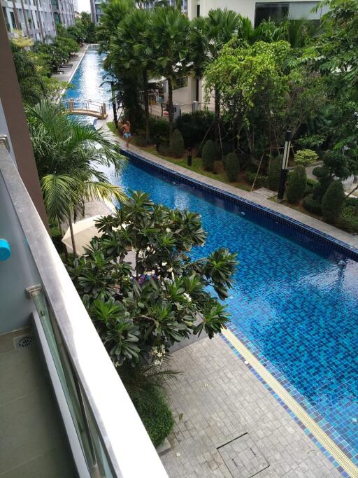 Spacious Jomtien Dusit Grand Condo for Sale