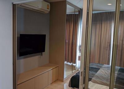 1 bed Condo in Aspire Sukhumvit 48 Phra Khanong Sub District C014327