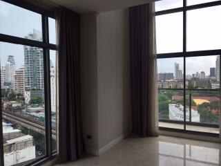 2 bed Duplex in The Crest Sukhumvit 34 Khlongtan Sub District D014323