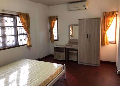 3 bed House Dokmai Sub District H014318