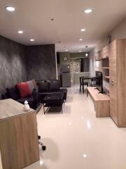 2 bed Condo in The Waterford Diamond Khlongtan Sub District C014315