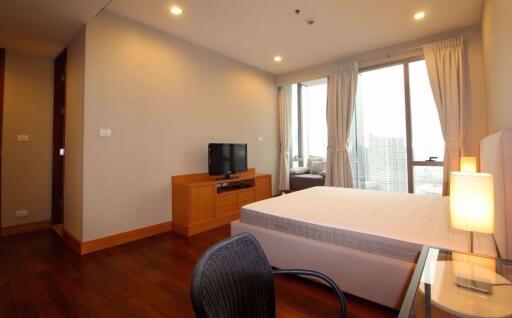 3 bed Condo in Ashton Morph 38 Phra Khanong Sub District C014309