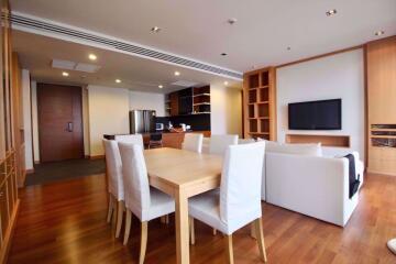 3 bed Condo in Ashton Morph 38 Phra Khanong Sub District C014309