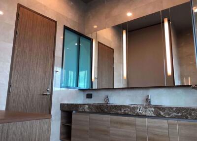 3 bed Condo in The Parco Thungmahamek Sub District C014272