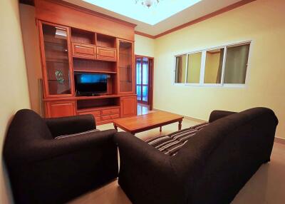 2 bed Condo in El Patio Khlong Toei Nuea Sub District C014253