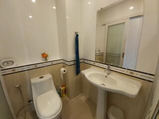 Great Price For Sale CC condo in Pattaya