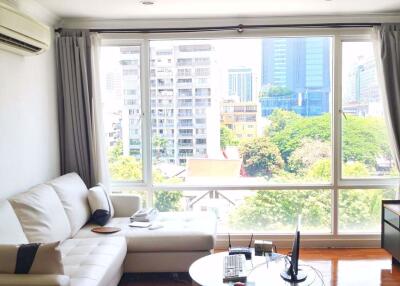 1 bed Condo in Baan Siri Sukhumvit 10 Khlongtoei District C014248