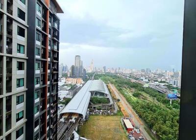 1 bed Condo in Life Asoke Bangkapi Sub District C014221