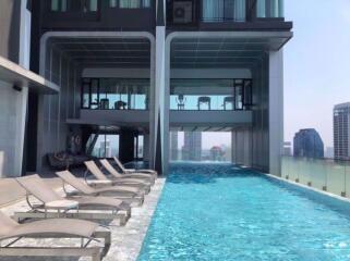 2 bed Condo in Edge Sukhumvit 23 Khlong Toei Nuea Sub District C014219