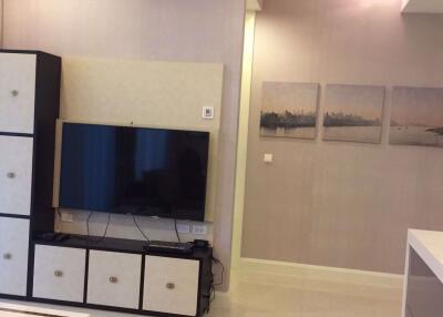 2 bed Condo in Q Langsuan Lumphini Sub District C014212