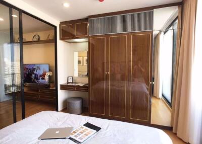 1 bed Condo in Noble Revo Silom Silom Sub District C014207