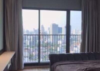 1 bed Condo in Noble Remix Khlongtan Sub District C014176