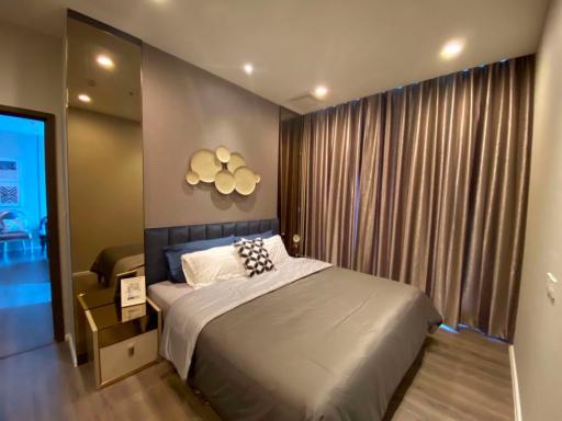 2 bed Condo in Whizdom Essence Bangchak Sub District C014154