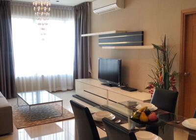 1 bed Condo in The Emporio Place Khlongtan Sub District C014149