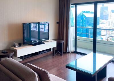 2 bed Condo in Sathorn Gardens Thungmahamek Sub District C014133