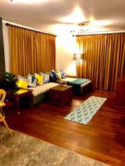 2 bed Condo in The 49 Plus 2 Khlong Tan Nuea Sub District C014123